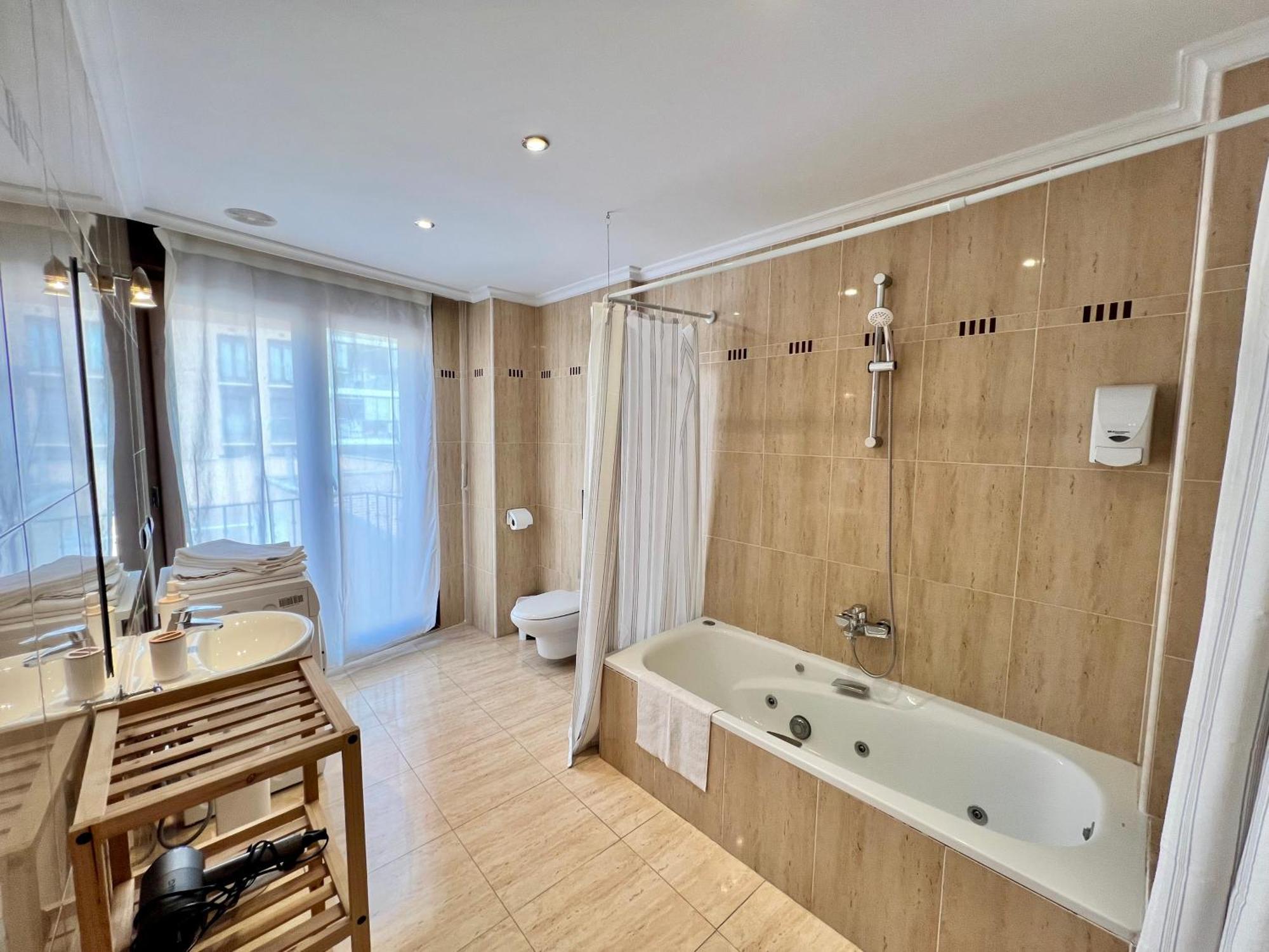Apartamentos San Antonio Aranda de Duero Esterno foto